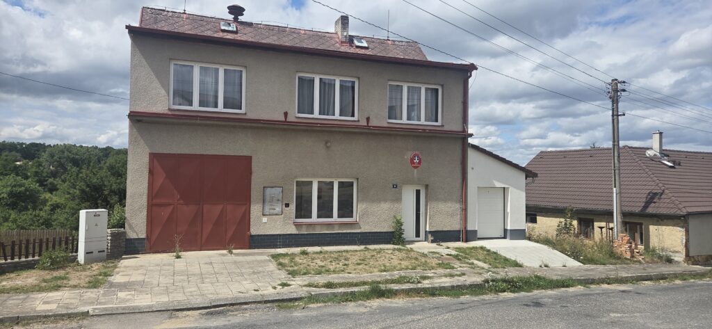 Přístavba - hasičská zbrojnice Modlešovice